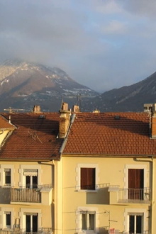 Longue Vue Trailer