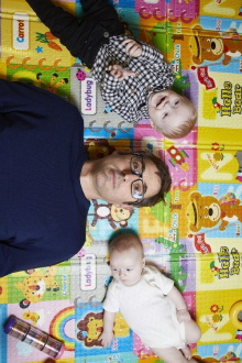 Louis Theroux: Mothers on the Edge Trailer