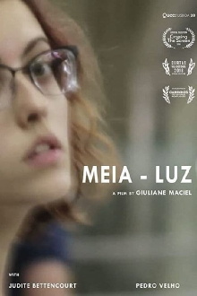 Meia-Luz Trailer