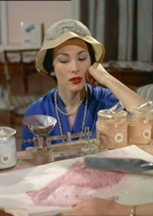 Mixing Face Powder Trailer