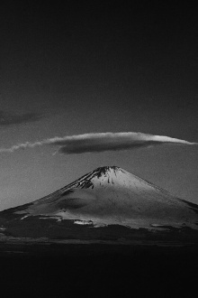 Mount Fuji – The Movement of Clouds Trailer