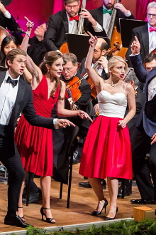 New York Philharmonic New Year's Eve: Bernstein on Broadway Trailer