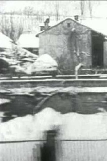 Panorama de l’arrivée à Aix-les-Bains pris du train (temps de neige) Trailer