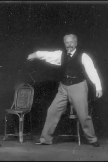 Paul Nadar pratiquant l'escrime Trailer