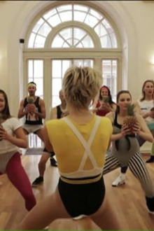 Pineapple Squat Trailer