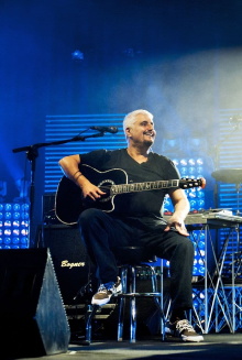 Pino Daniele - Tutta N'ata Storia - Vai Mo' - Live in Napoli Trailer