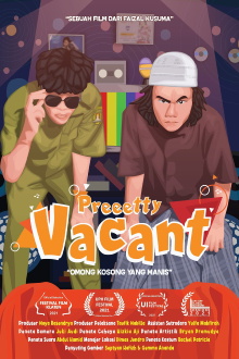 Preeetty Vacant Trailer