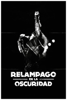 Relámpago en la oscuridad Trailer
