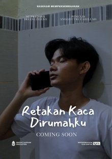 Retakan Kaca Dirumahku Trailer