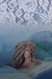 Sereias e Ombros Trailer