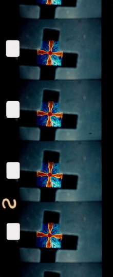 Sous la neige Trailer