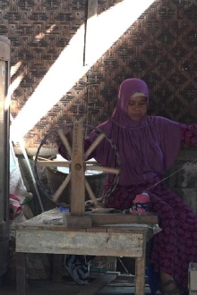 Spinning Yarn Trailer