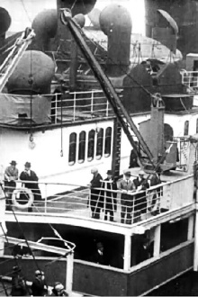 S.S. Lusitania Leaves New York City on Last Voyage Trailer