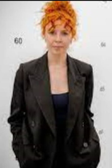 Stacey Dooley: Inside the Undertakers Trailer