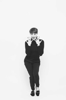Suzi Ruffell: Dance Like Everyone's Watching Trailer