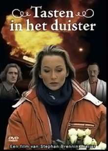 Tasten in het duister Trailer