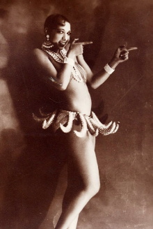 The Fireman of the Folies-Bergere Trailer