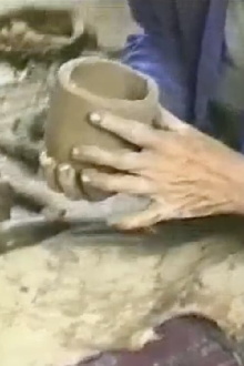 The Last Traditional Potter of Kalimantan (Borneo) Trailer