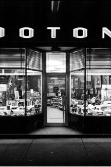 Tooton's Photography: In the Business of Making Memories Trailer