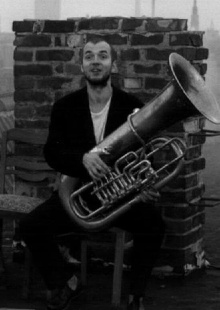 Tuba wa duo Trailer