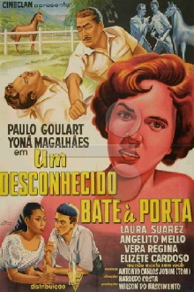 Um Desconhecido Bate à Porta Trailer