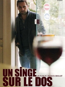 Un Singe sur le dos Trailer