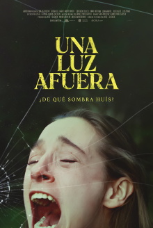 Una luz afuera Trailer