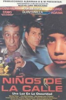 Una luz en la calle Trailer