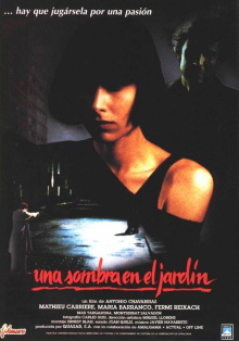 Una ombra en el jardí Trailer