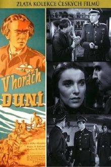V horách duní Trailer