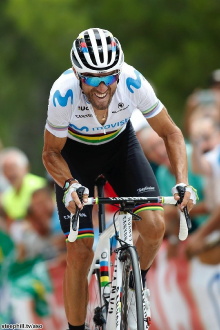 Valverde, un año de arcoiris Trailer