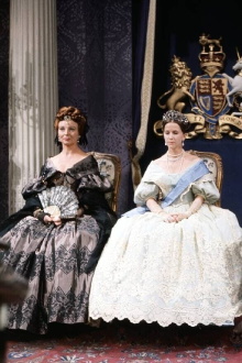 Victoria Regina Trailer