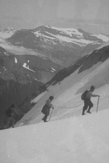Way Up and Back Trailer