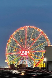 Wonder Wheel Trailer