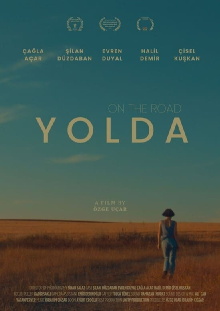 Yolda Trailer