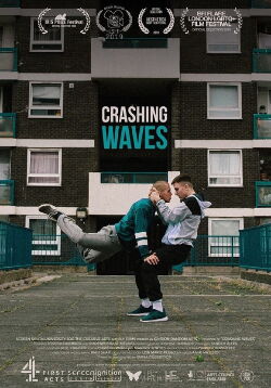 Crashing Waves (2018)