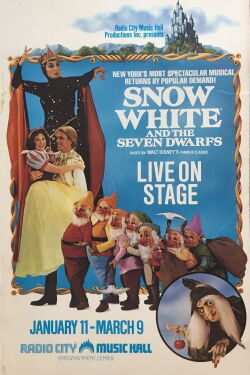 Snow White and the Seven Dwarfs: Live on Stage (1981)