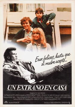 Un Extraño en Casa (1984)