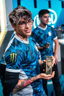 1,100 Days: The Rise and Fall of Team Liquid (2022) 1,100 Days: The Rise and Fall of Team Liquid (2022)