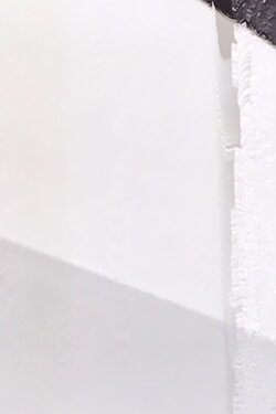 A WHITE ROOM 1 (2001) A WHITE ROOM 1 (2001)