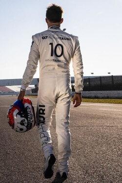 Accélère, accélère ! 10 ans de F1 sur Canal+ (2023) Accélère, accélère ! 10 ans de F1 sur Canal+ (2023)