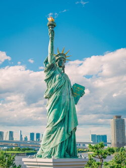 American Dreams - A Cornerstone Project (2022)