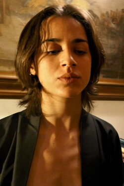 Amor sacro, Amor profano (2017) Amor sacro, Amor profano (2017)