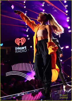 Ariana Grande - iHeartRadio Music Festival (2016)