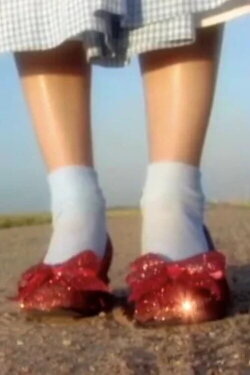 Being Dorothy (2004) Being Dorothy (2004)