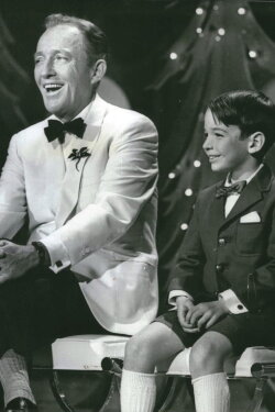 Bing Crosby and the Sounds of Christmas (1971) Bing Crosby and the Sounds of Christmas (1971)