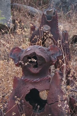 Broken Gods (2019)