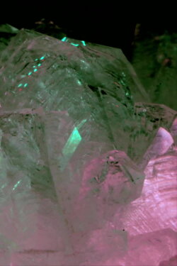 Crystal World (2013) Crystal World (2013)