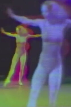Dance 7 (1975)