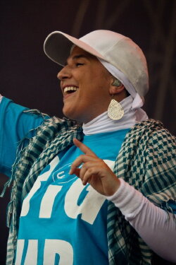 Diam's - Concert aux Francofolies de La Rochelle (2010) Diam's - Concert aux Francofolies de La Rochelle (2010)